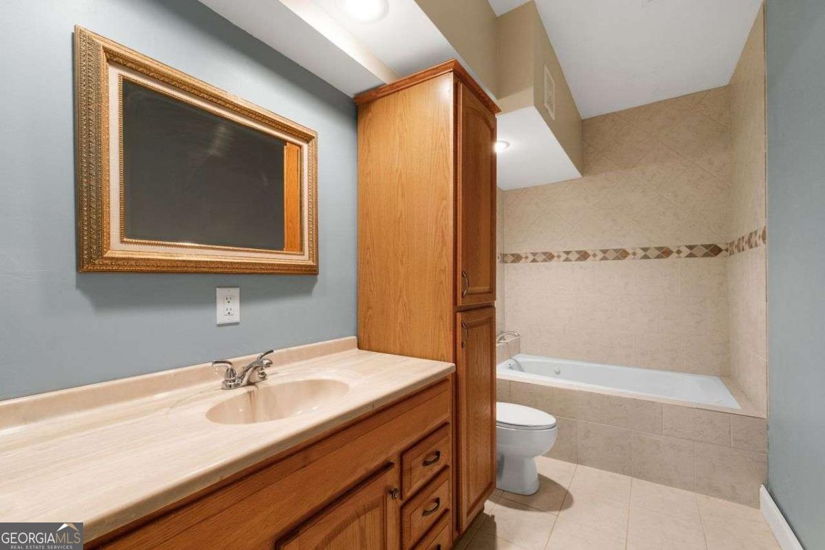 3717 Shady Maple Drive Property Photo 44