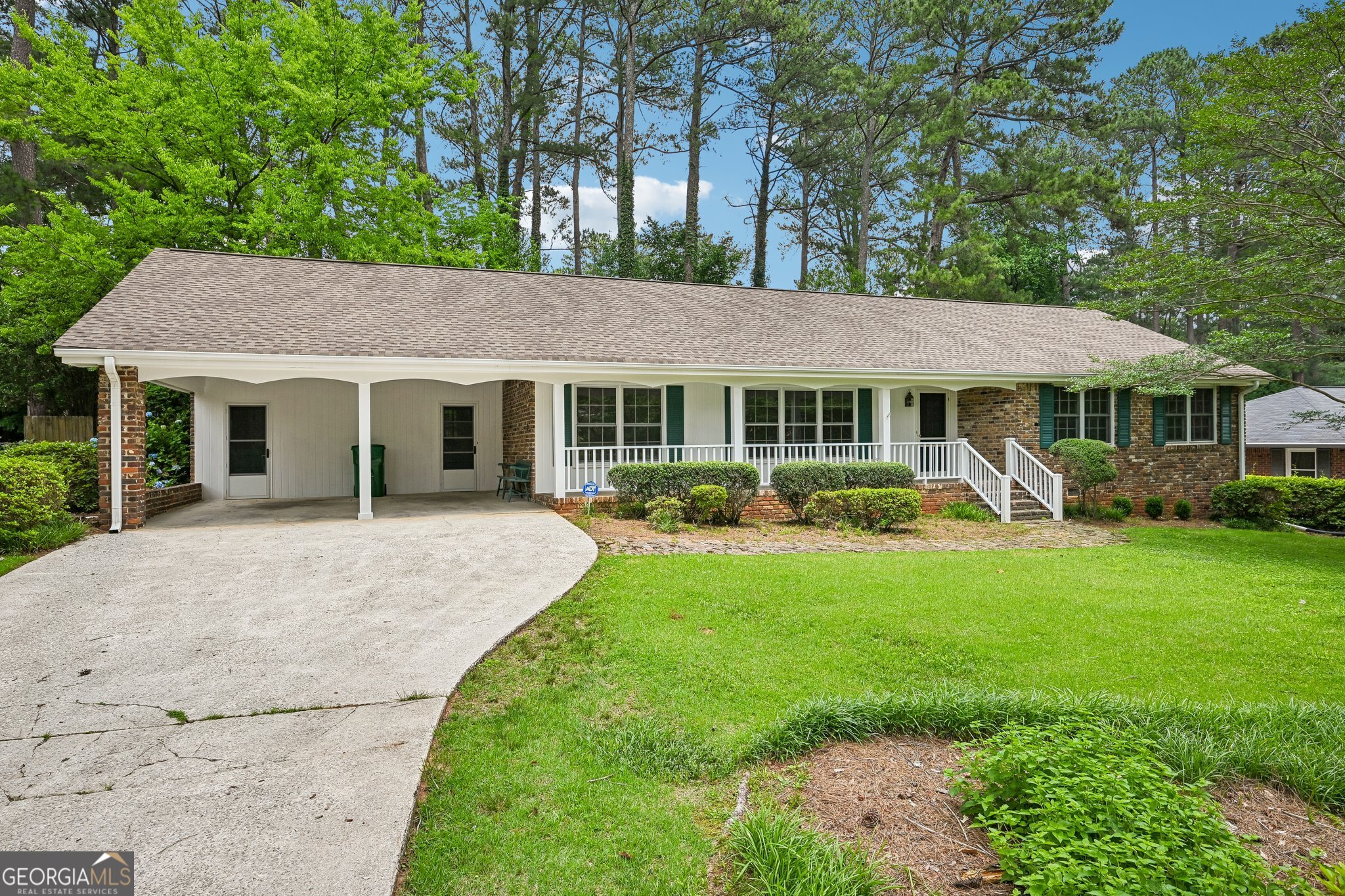 2238 Springwood Drive Property Photo 6
