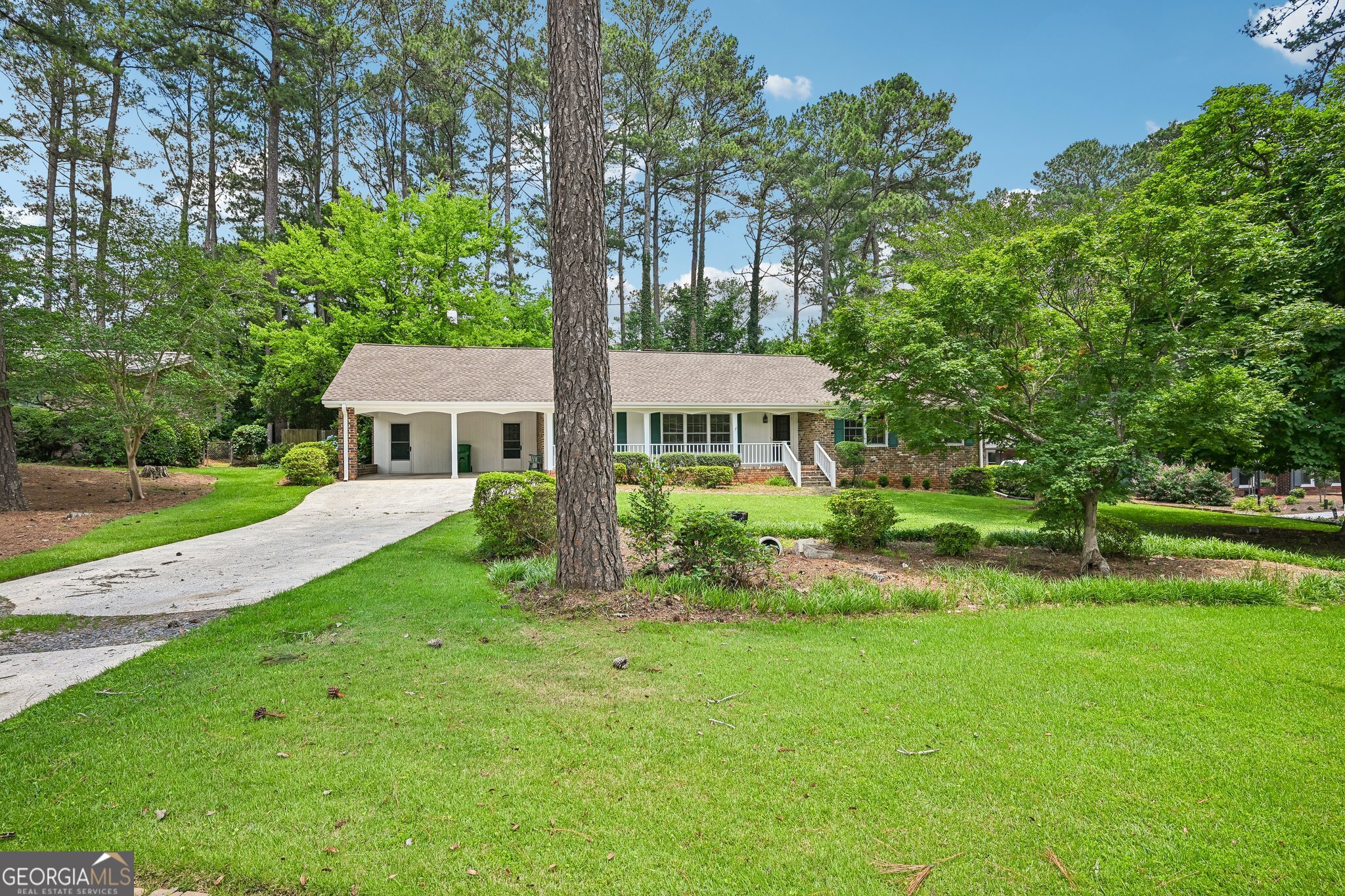 2238 Springwood Drive Property Photo 8