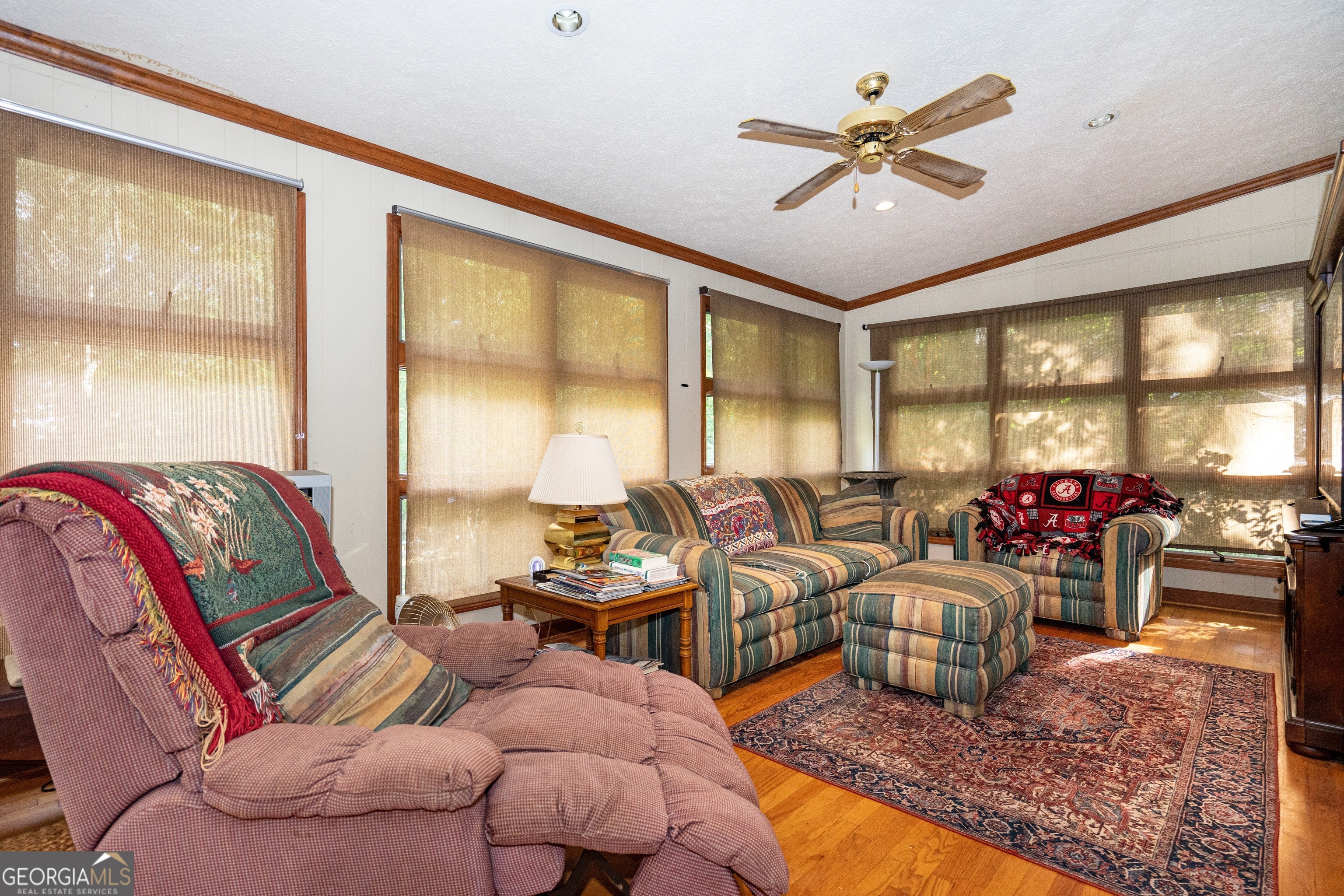 4004 White Oak Lane Property Photo 15