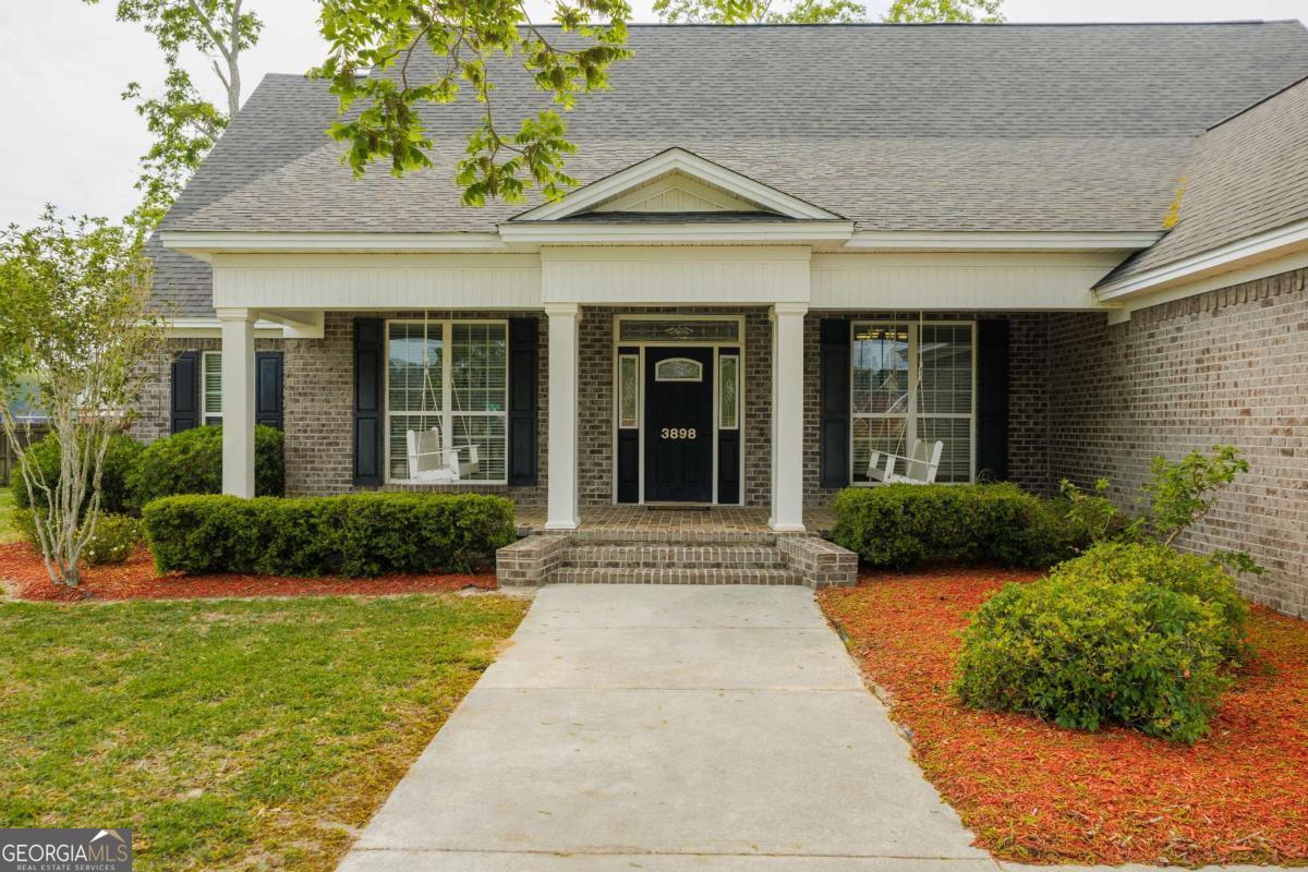 3898 Orchard Way Property Photo 5