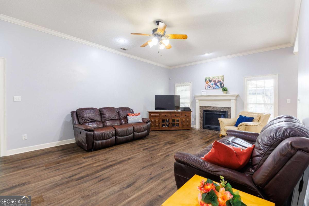 3898 Orchard Way Property Photo 11