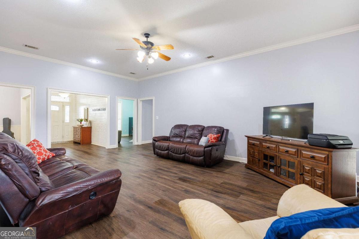 3898 Orchard Way Property Photo 12
