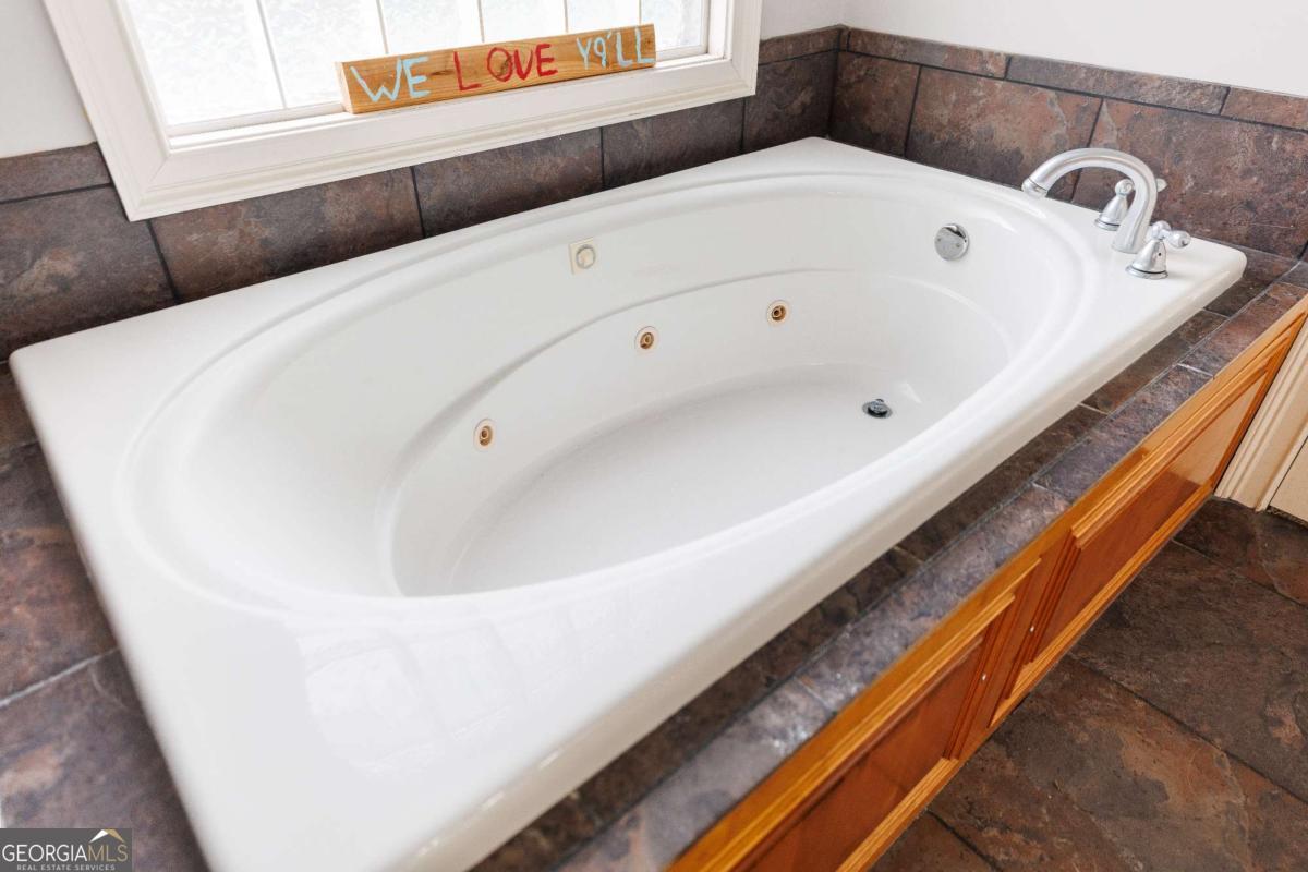 3898 Orchard Way Property Photo 30