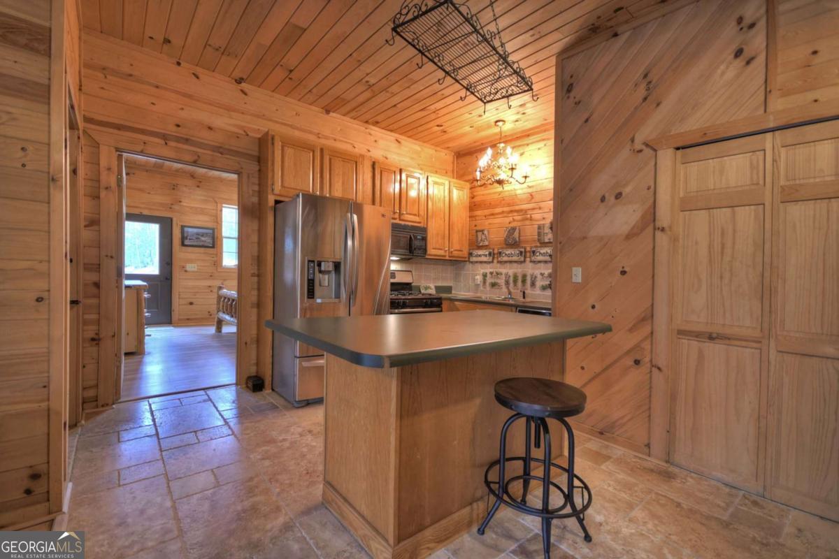 324 Cooper Creek Drive Property Photo 28