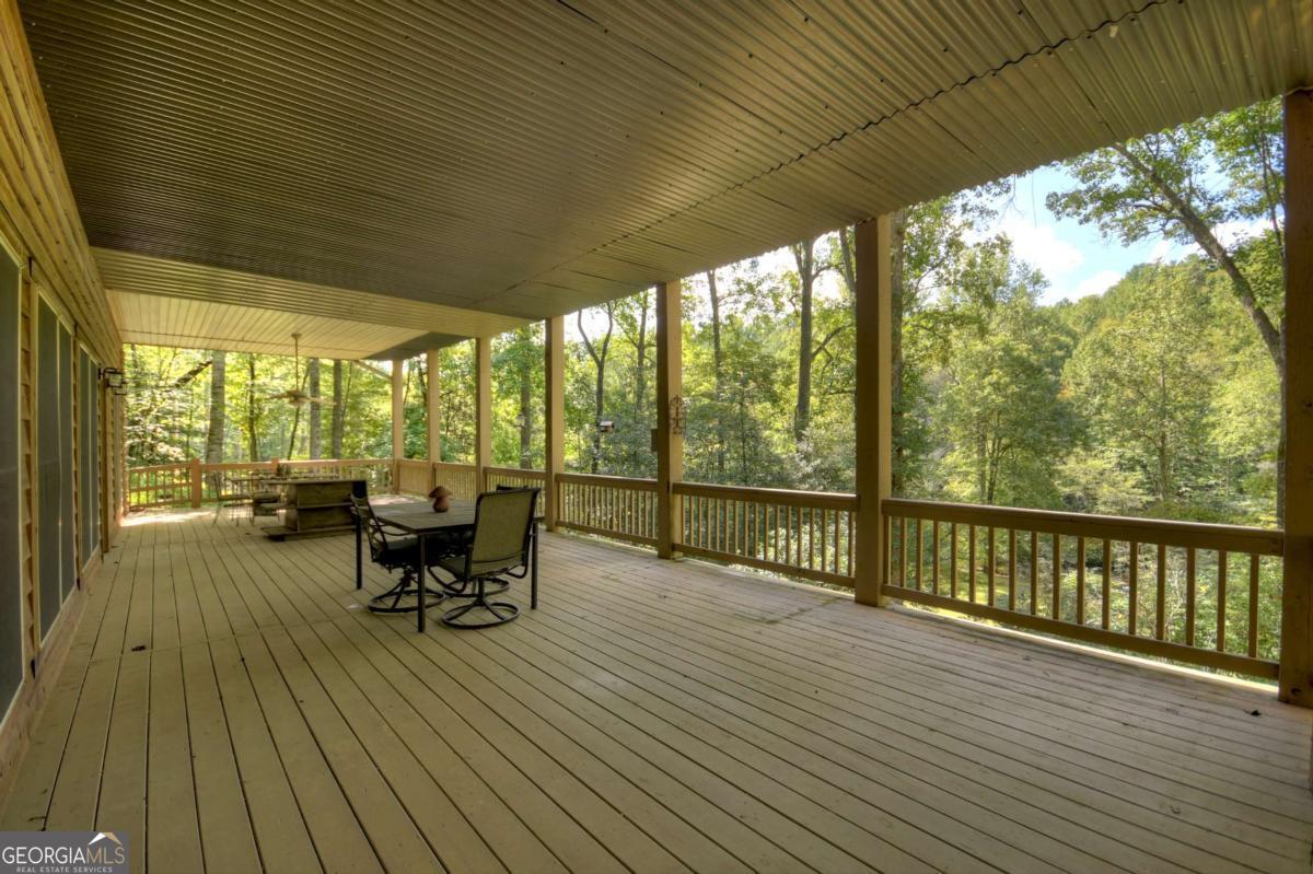 324 Cooper Creek Drive Property Photo 38