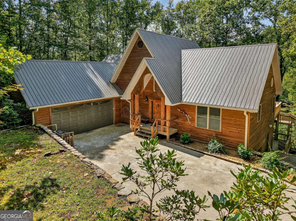 324 Cooper Creek Drive Property Photo 46