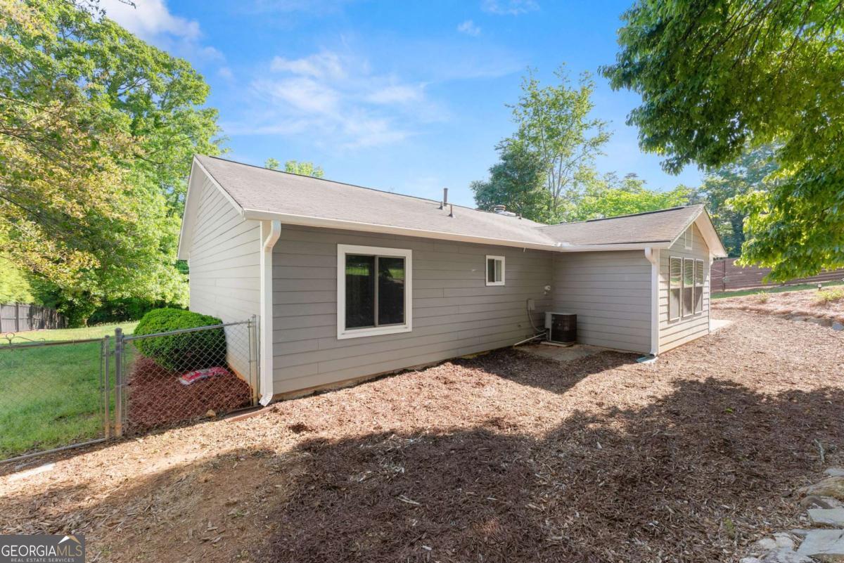 2050 Shaffer Road Property Photo 32