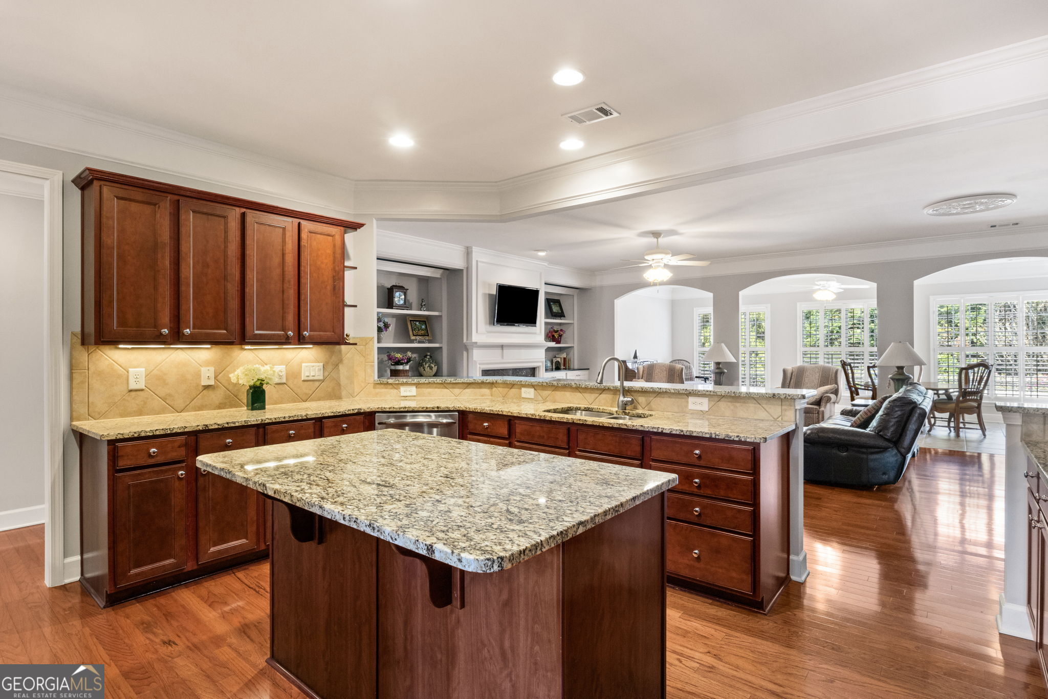 220 Begonia Court Property Photo 16