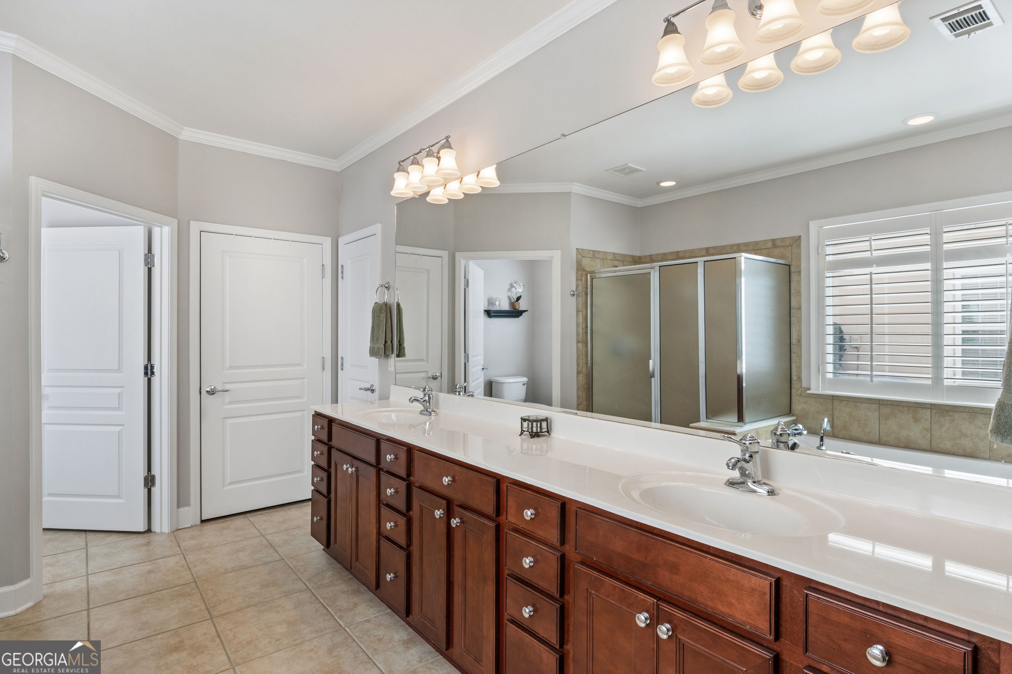220 Begonia Court Property Photo 31
