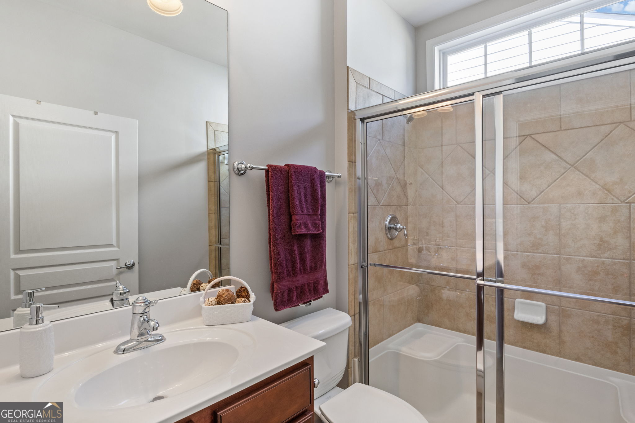 220 Begonia Court Property Photo 35