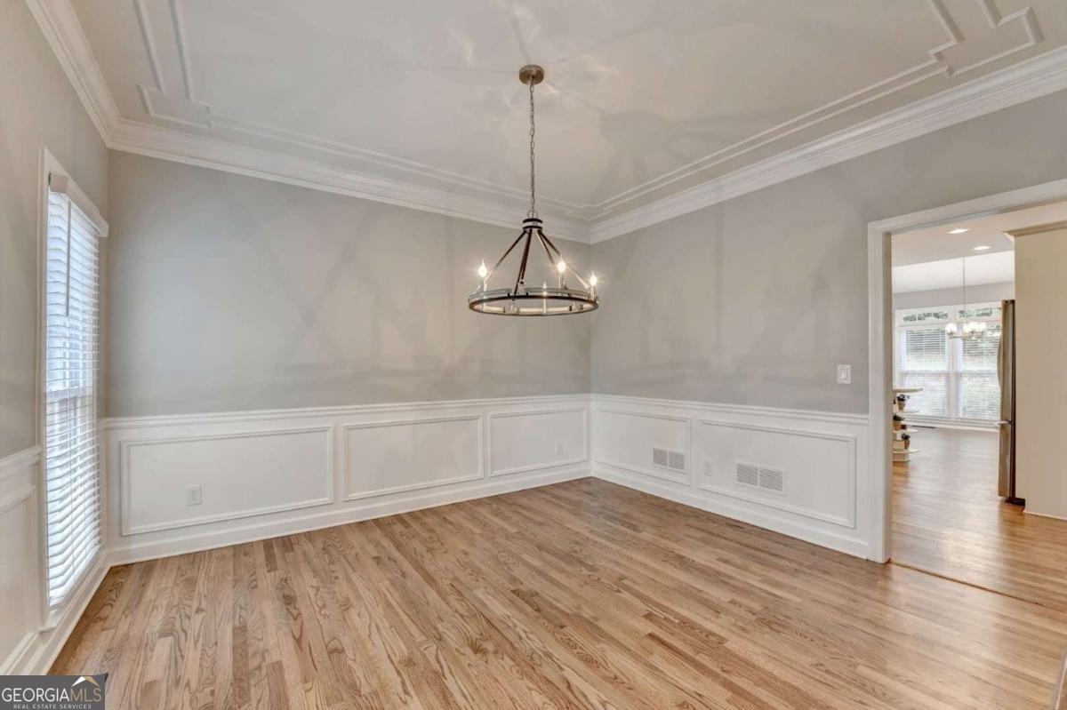 10665 Wren Ridge Road Property Photo 11