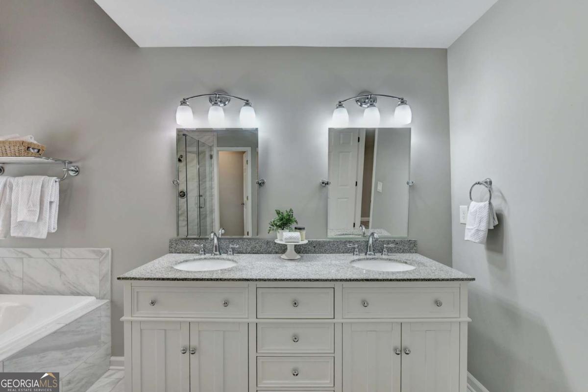 10665 Wren Ridge Road Property Photo 41