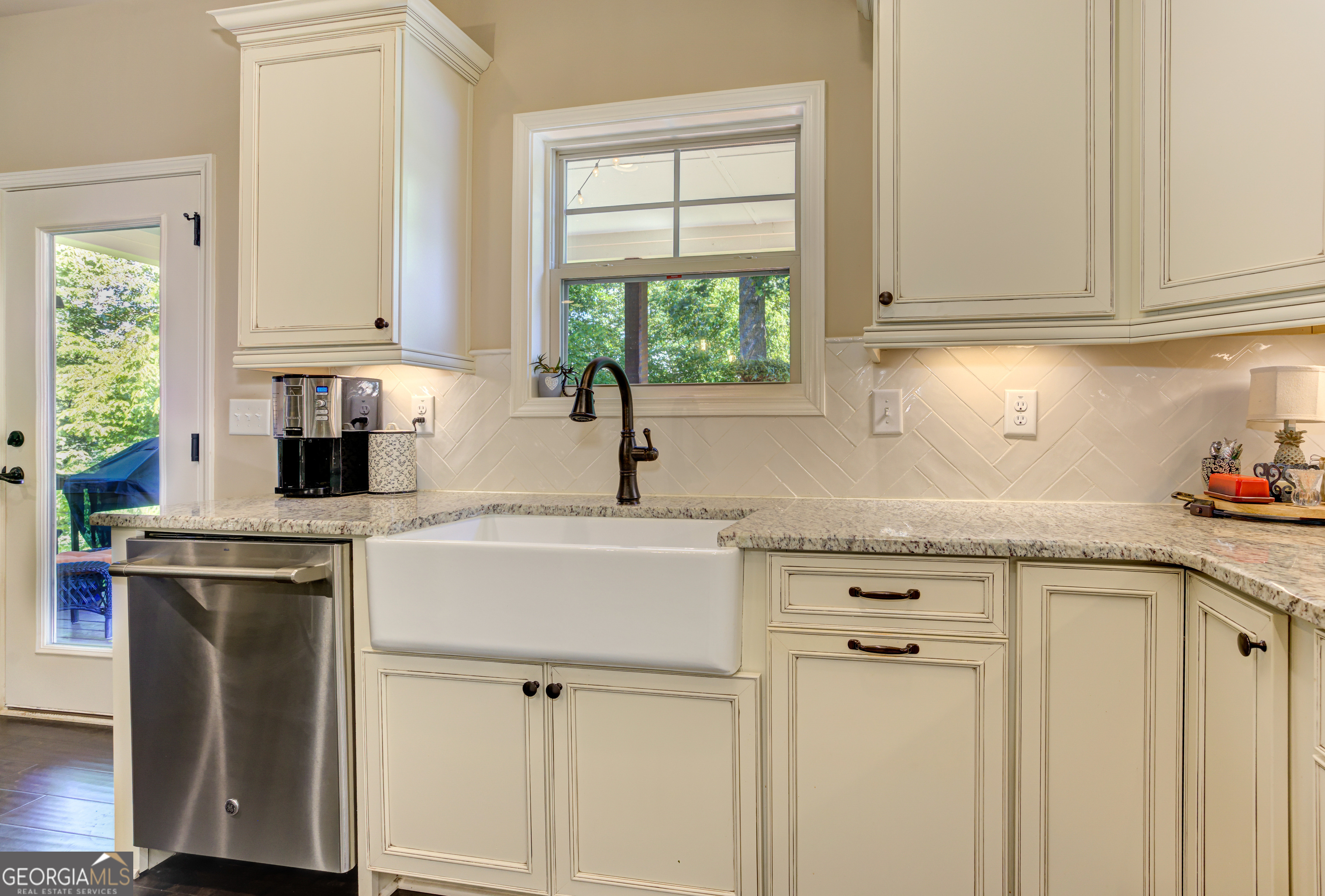 405 Acorn Run Property Photo 34