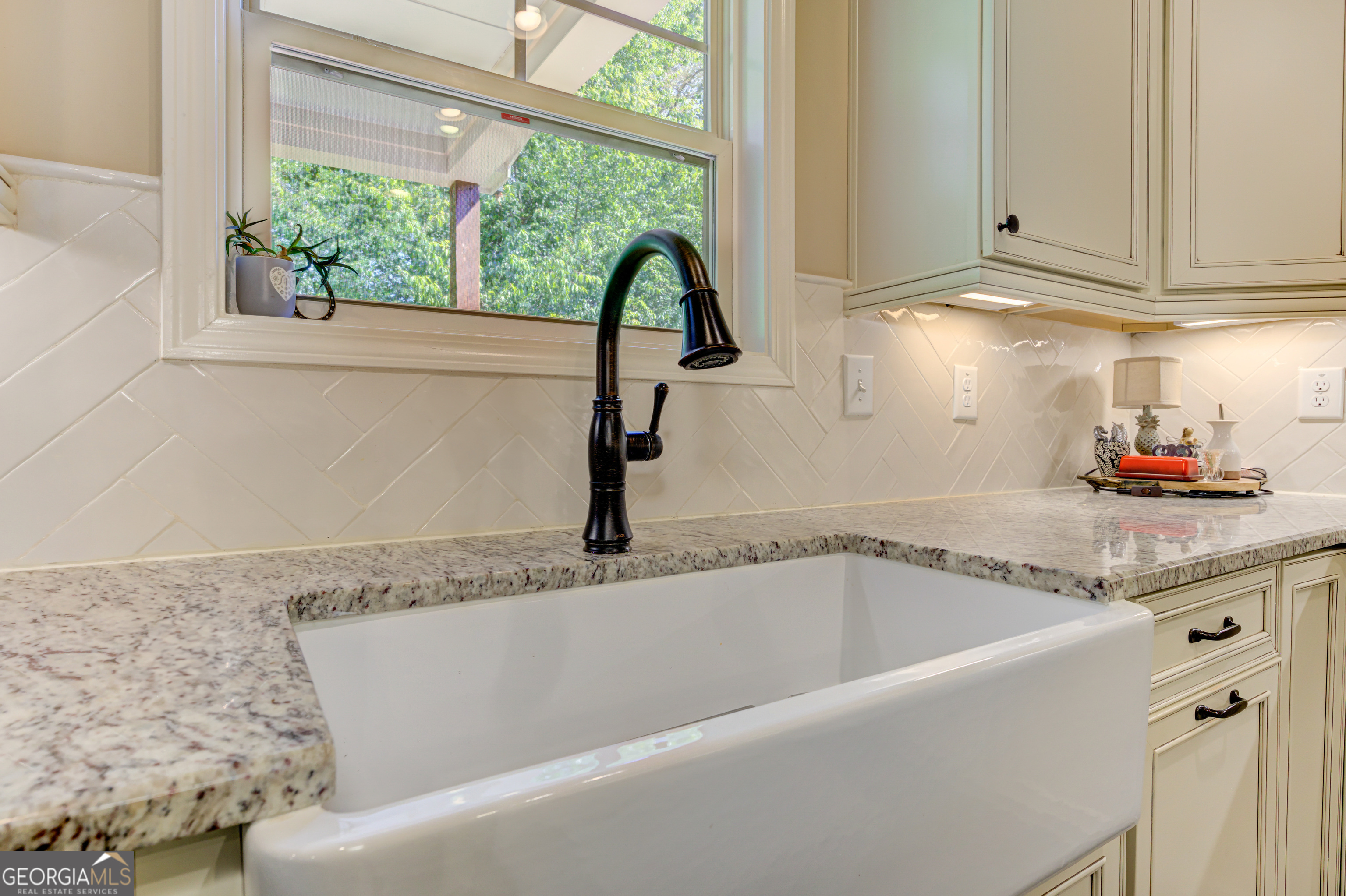 405 Acorn Run Property Photo 35