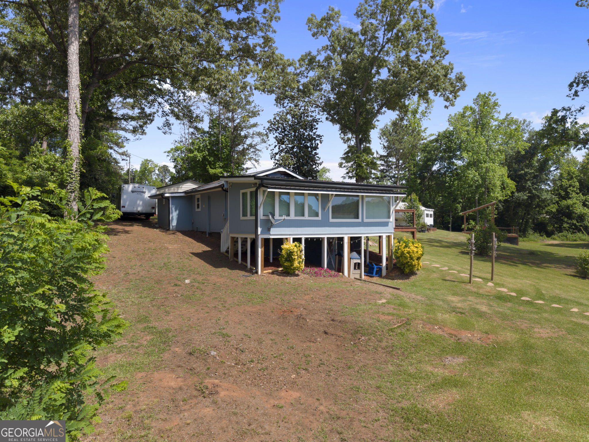 100 S River Bend Property Photo 4