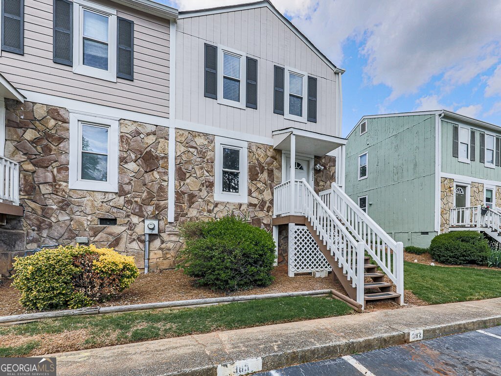 382 Oak Harbor Trail