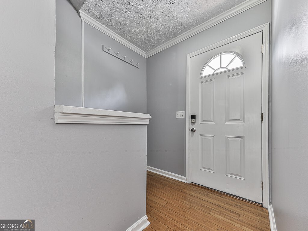 382 Oak Harbor Trail Property Photo 3