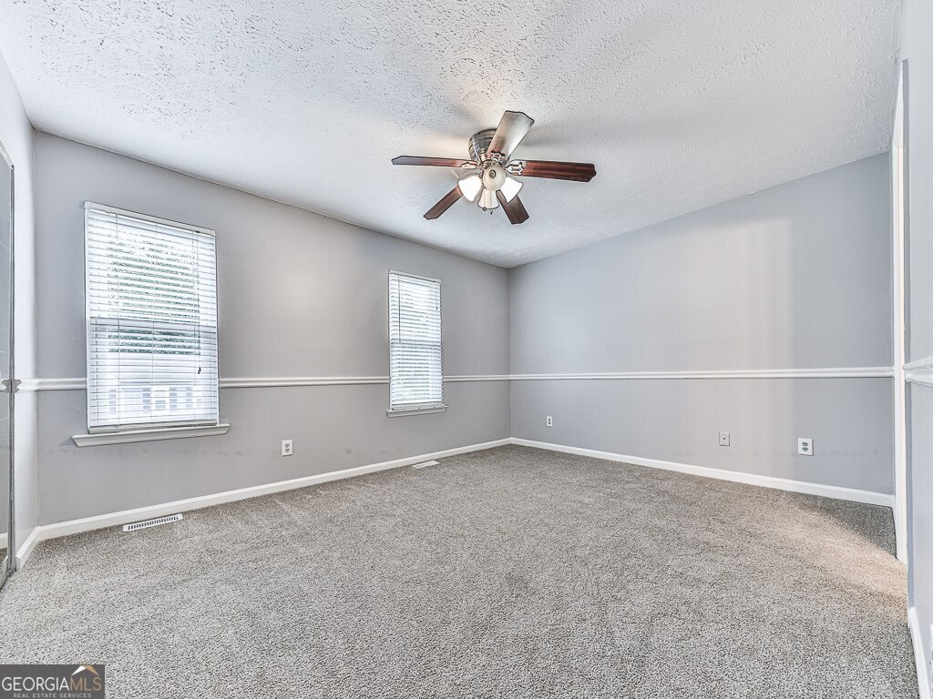 382 Oak Harbor Trail Property Photo 16