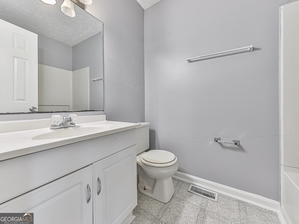 382 Oak Harbor Trail Property Photo 20