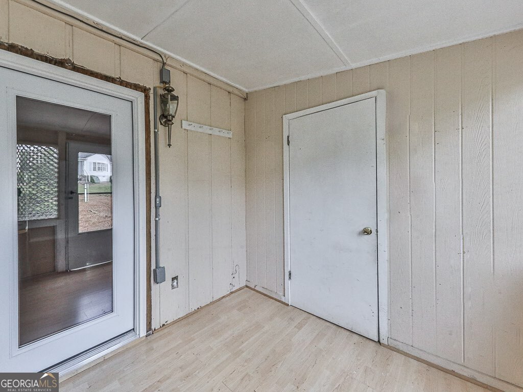 382 Oak Harbor Trail Property Photo 24