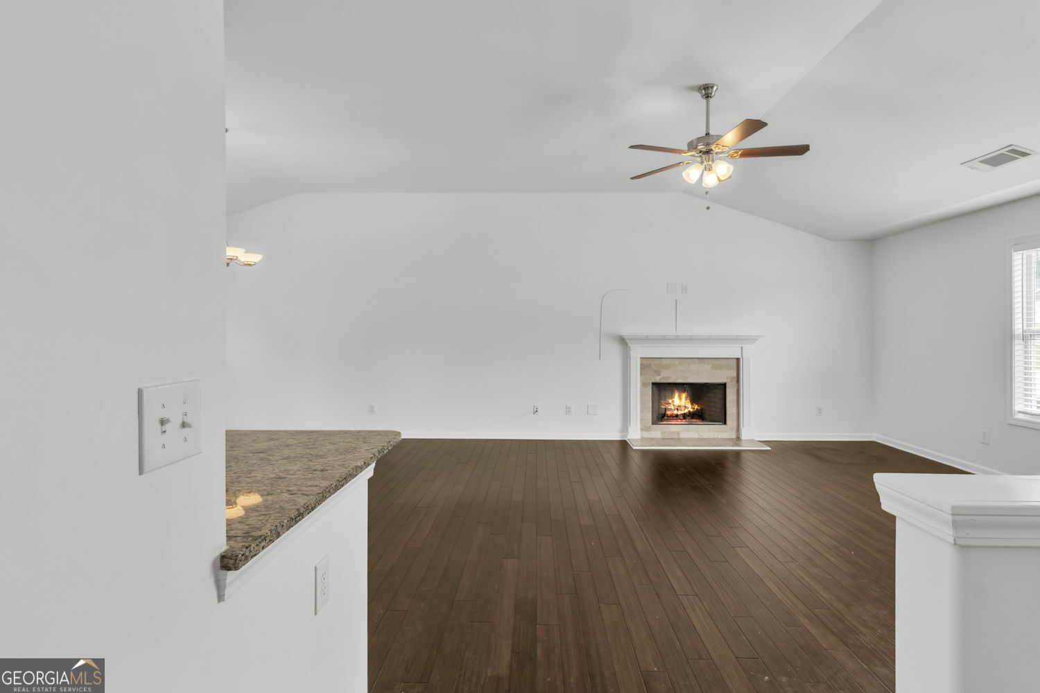 2126 Crown Park Drive Property Photo 7