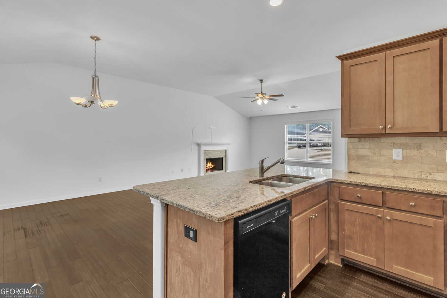 2126 Crown Park Drive Property Photo 10