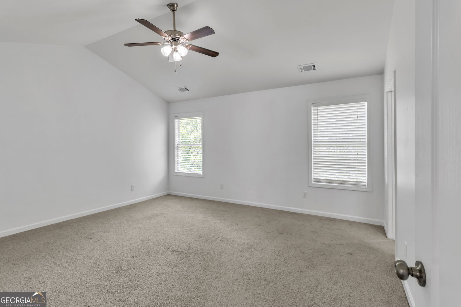 2126 Crown Park Drive Property Photo 13