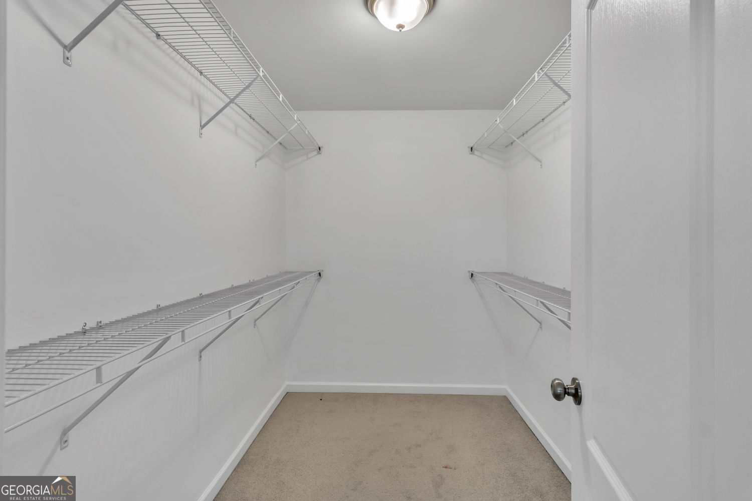 2126 Crown Park Drive Property Photo 14