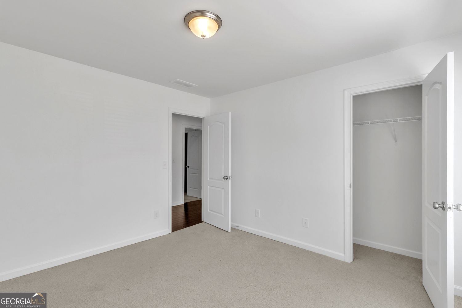 2126 Crown Park Drive Property Photo 17