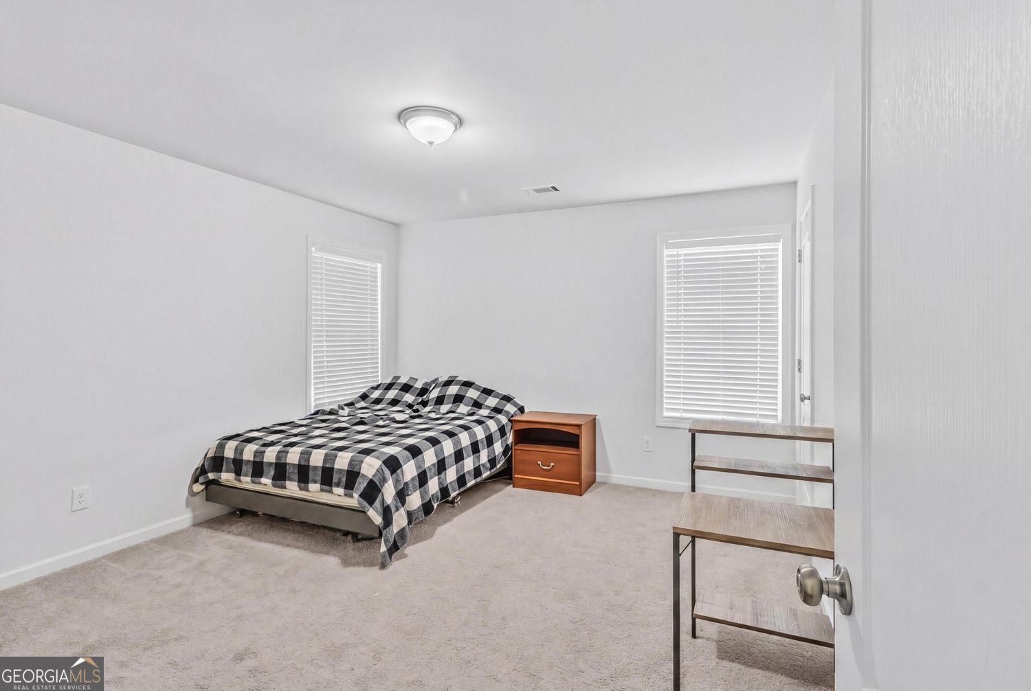 2126 Crown Park Drive Property Photo 24