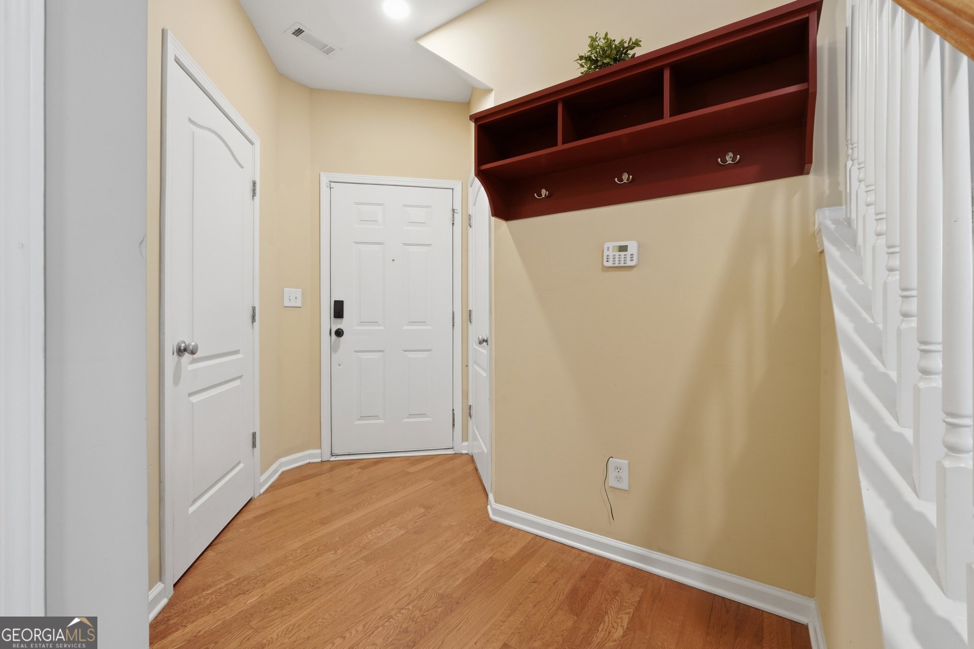 1108 Treymont Lane Property Photo 4