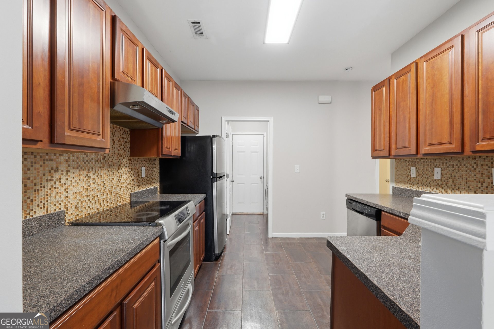 1108 Treymont Lane Property Photo 8