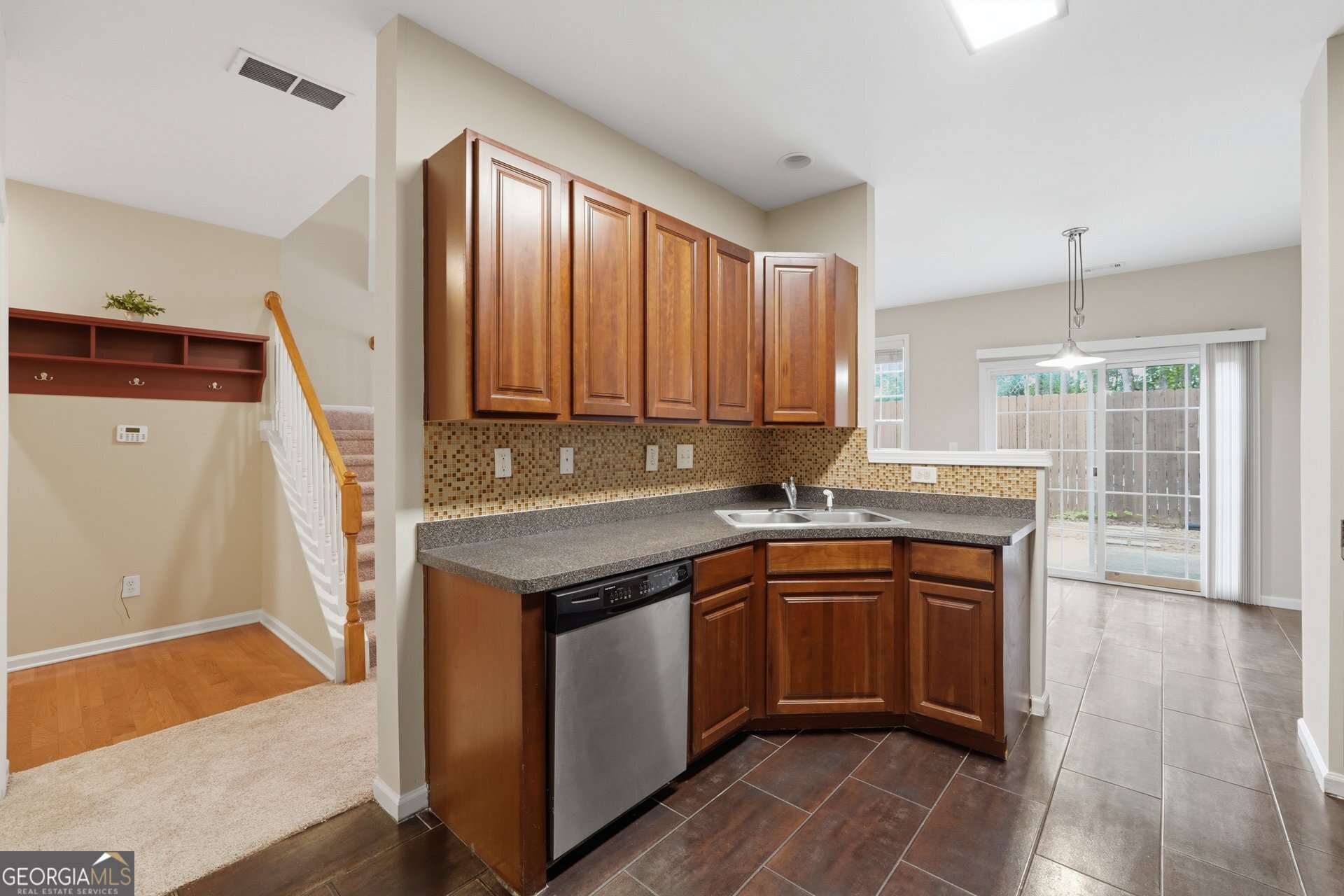 1108 Treymont Lane Property Photo 11
