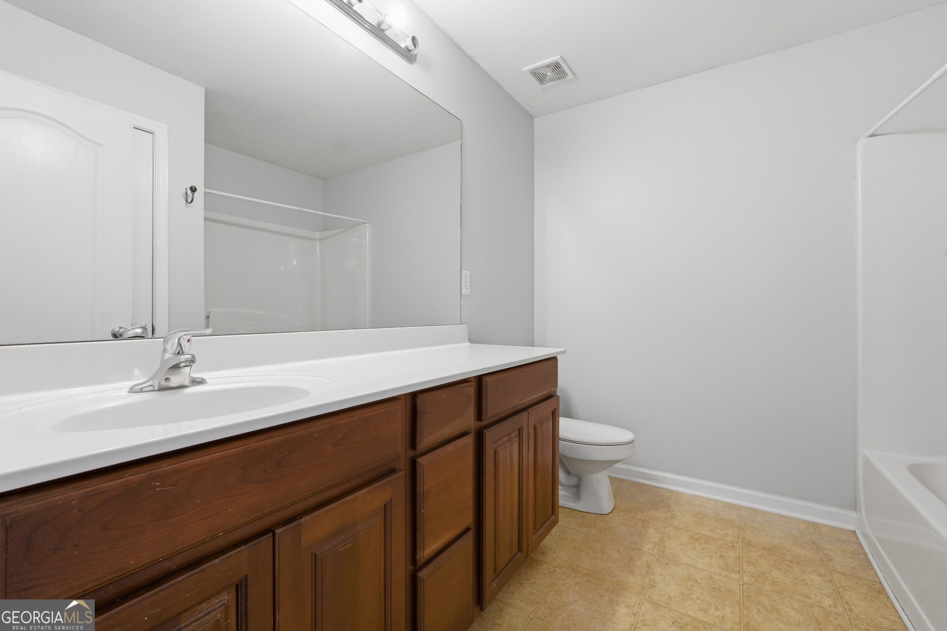 1108 Treymont Lane Property Photo 15