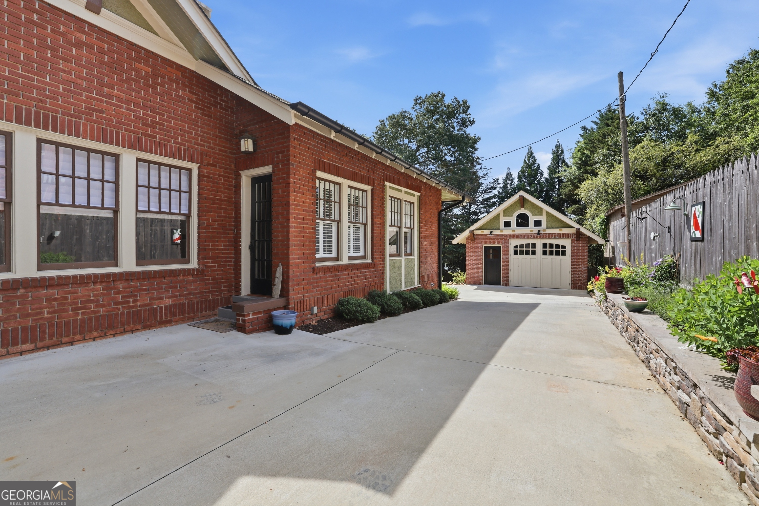 760 E Tugalo Street Property Photo 33