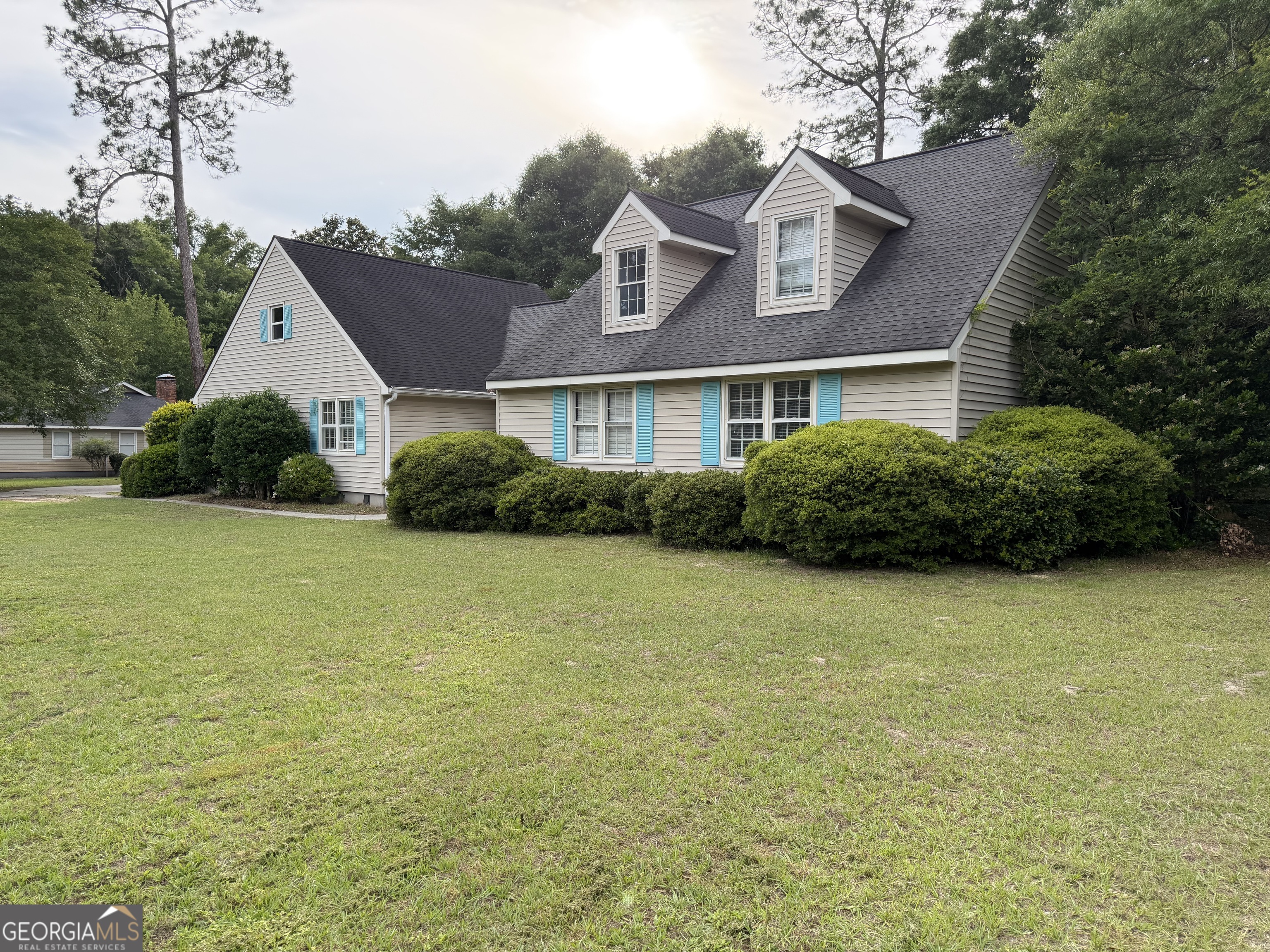 1207 Chennault Drive Property Photo 2