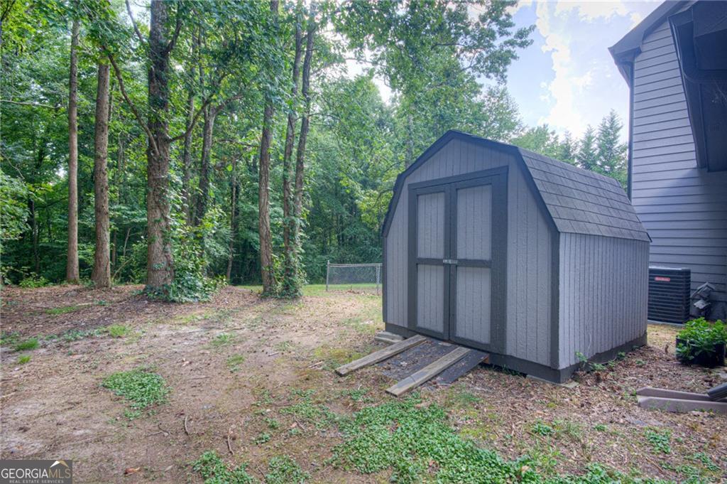 3043 Saddle Creek Drive Property Photo 4