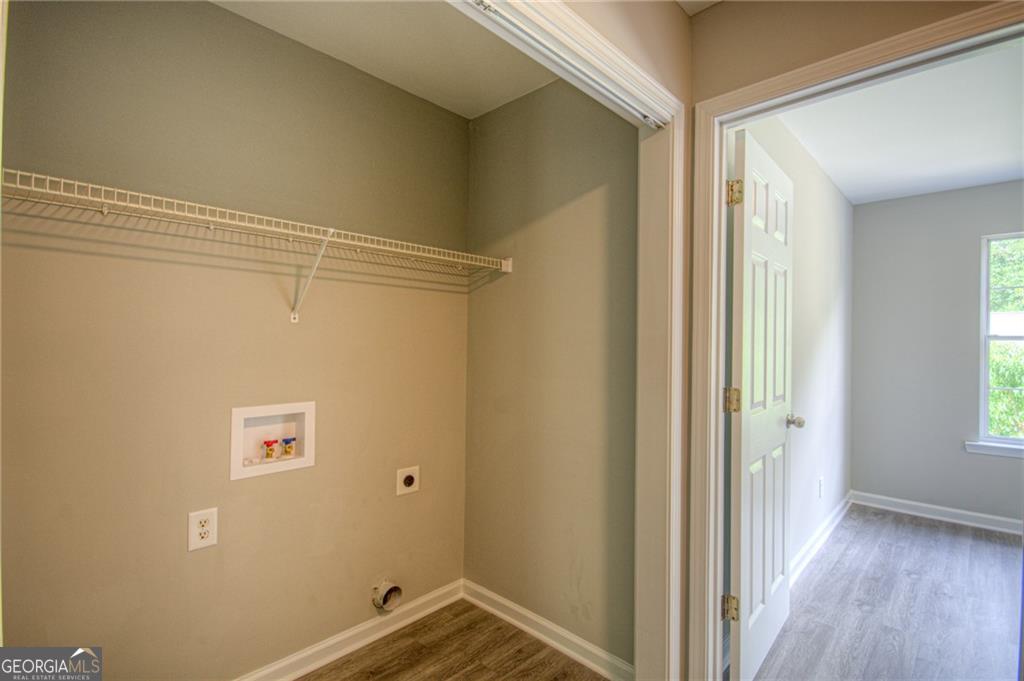 3043 Saddle Creek Drive Property Photo 8