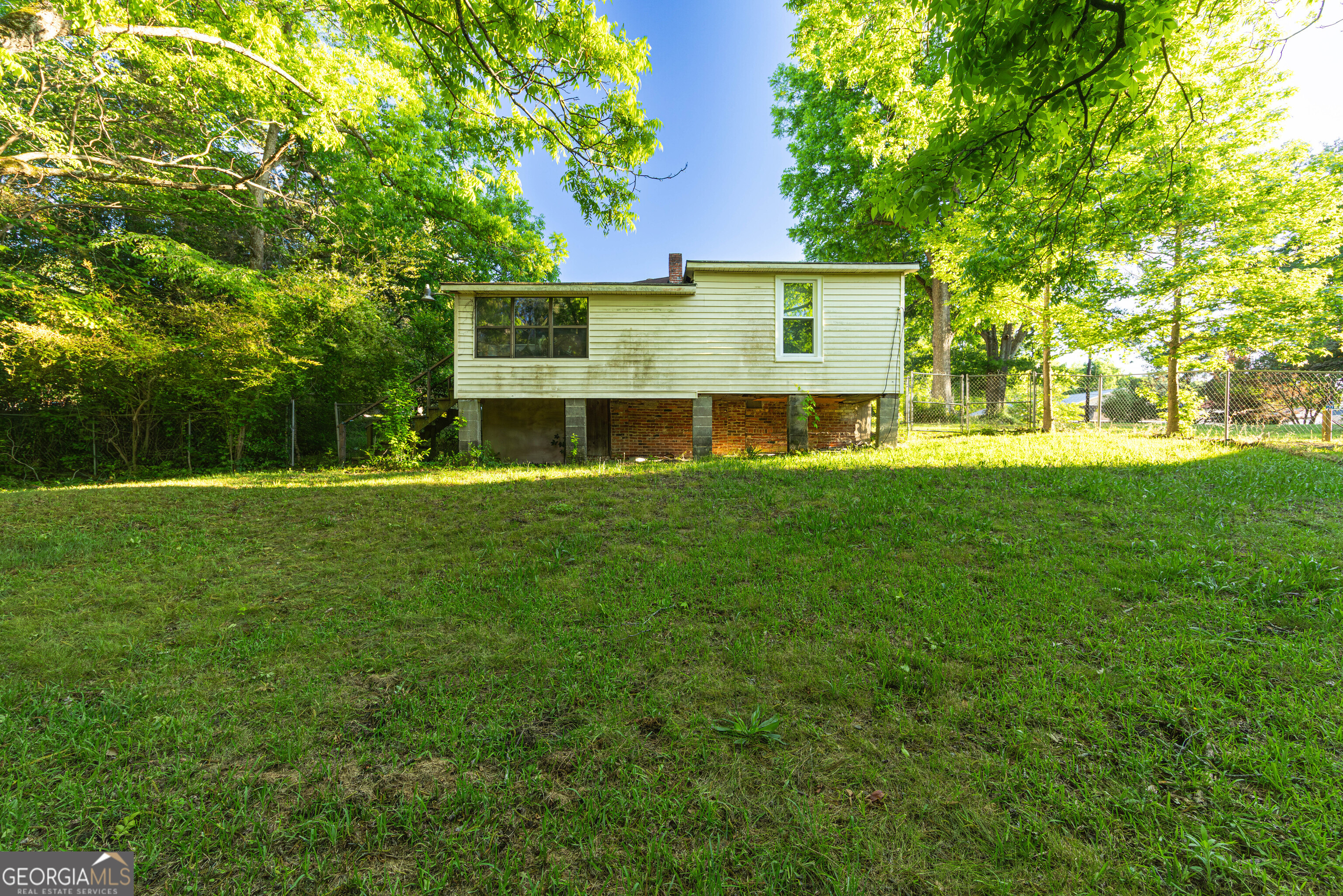 109 E Main Street Property Photo 19