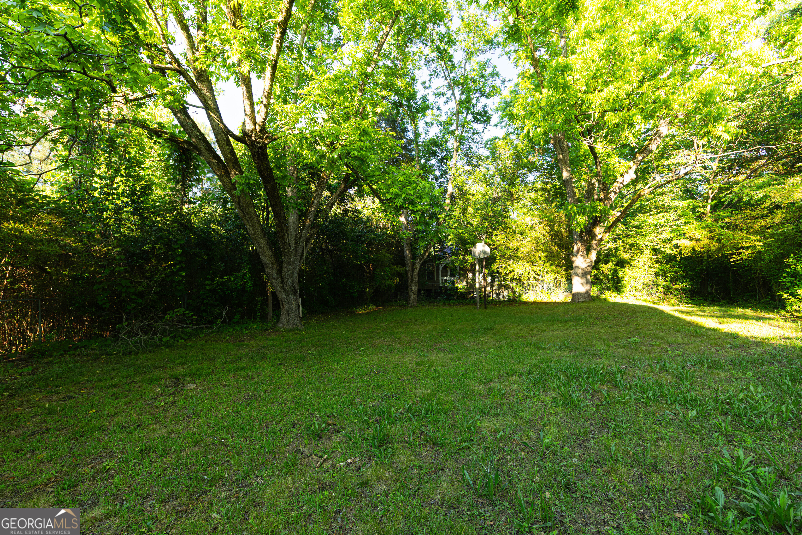 109 E Main Street Property Photo 20