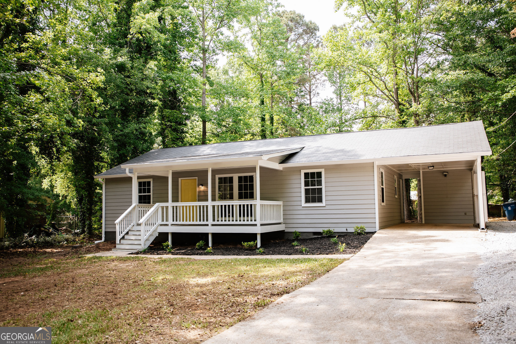 145 Susan Circle Property Photo 1