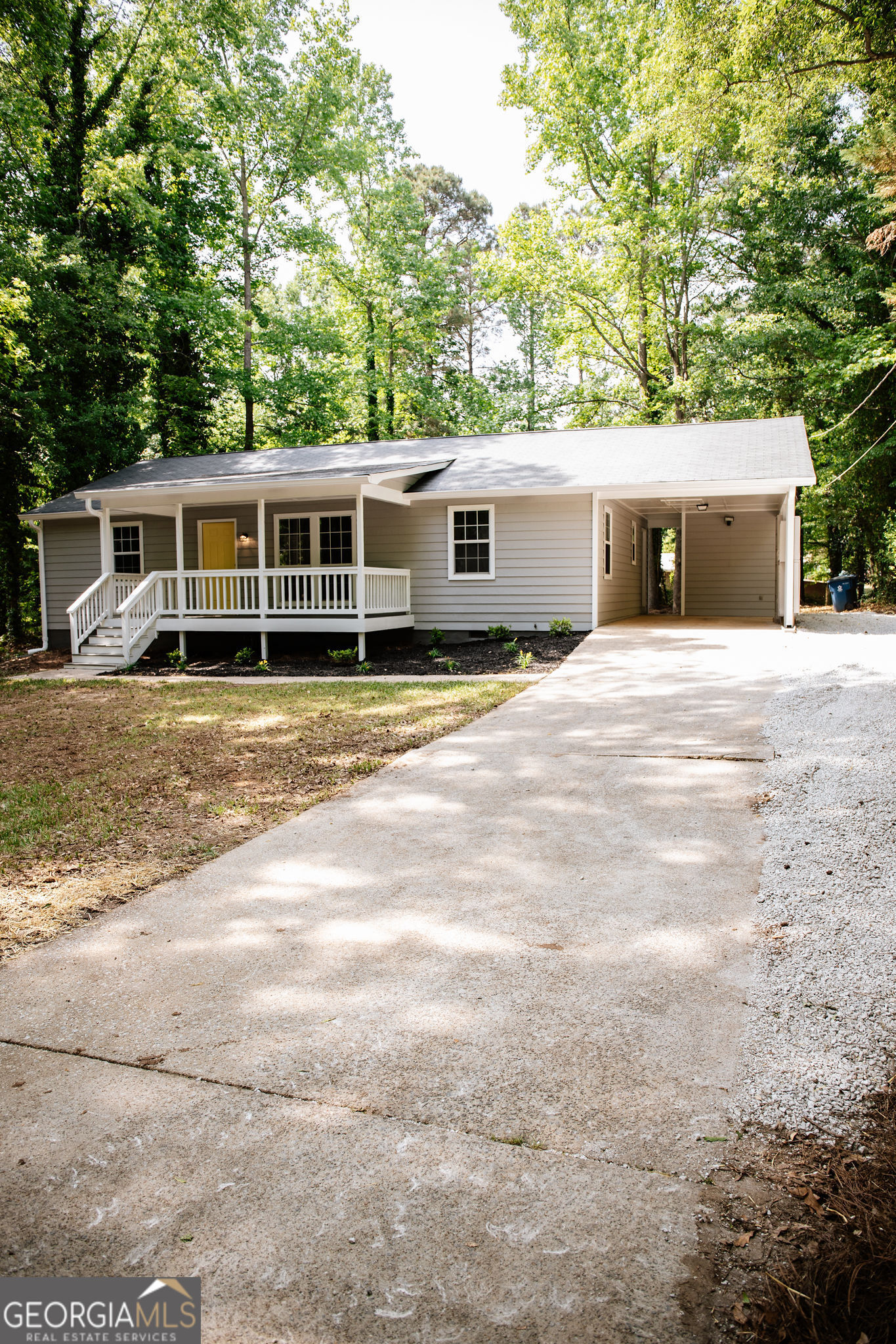 145 Susan Circle Property Photo 3