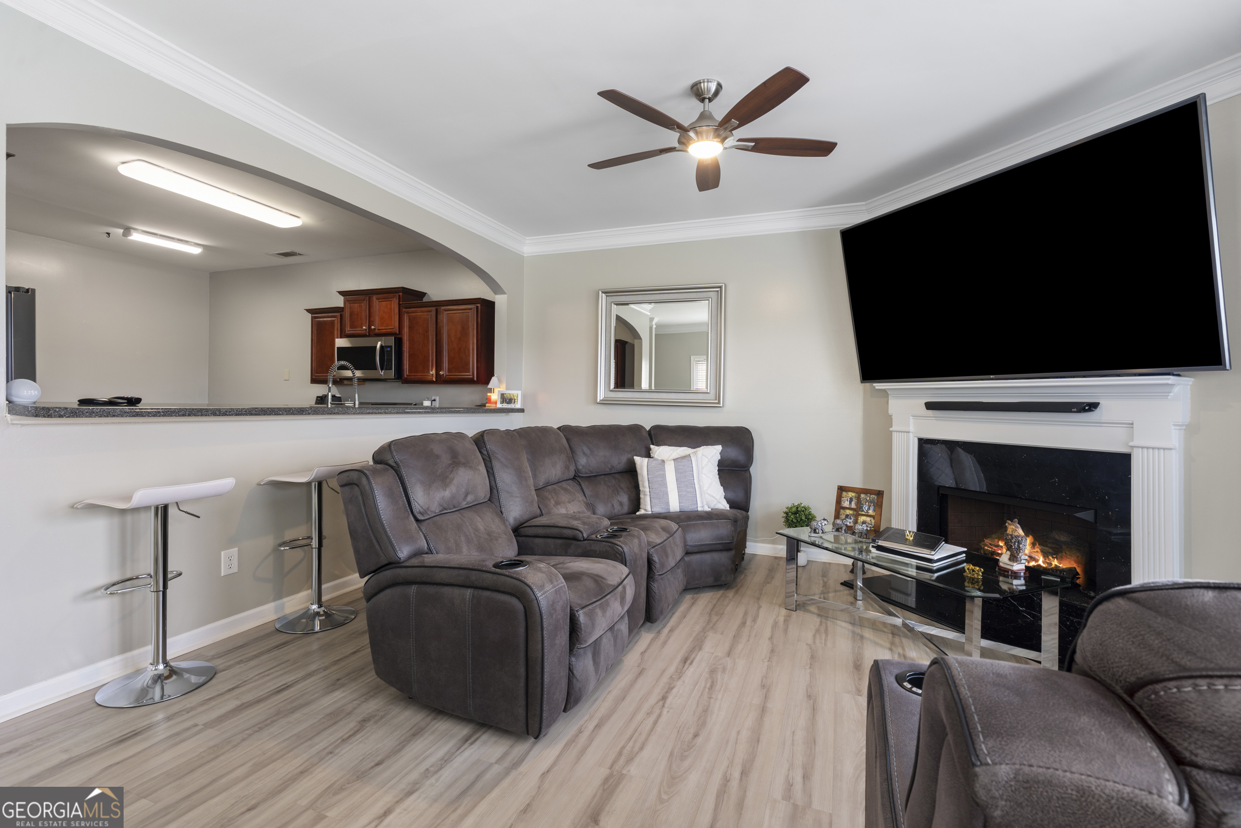 2113 Hasel Street Property Photo 10