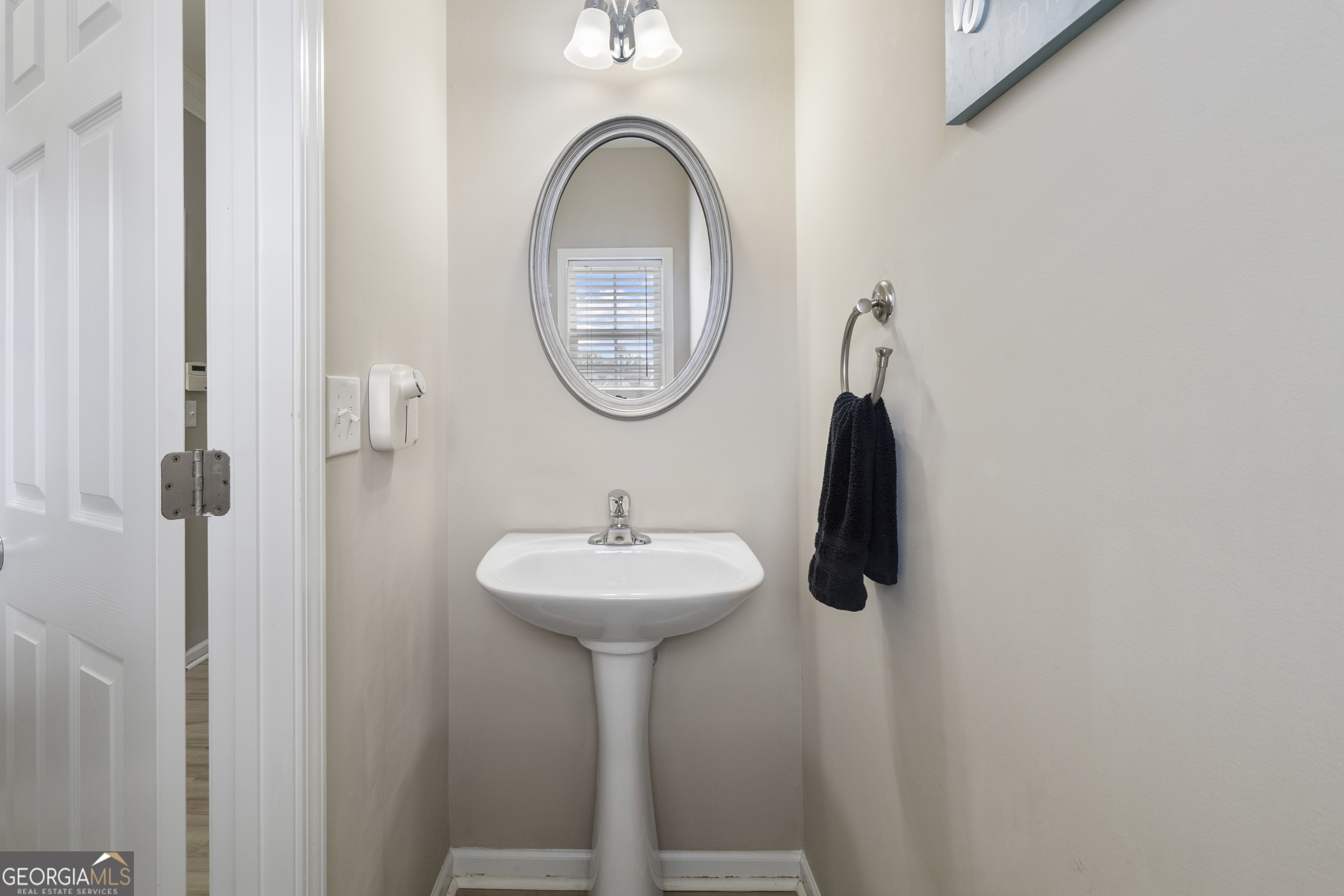 2113 Hasel Street Property Photo 16