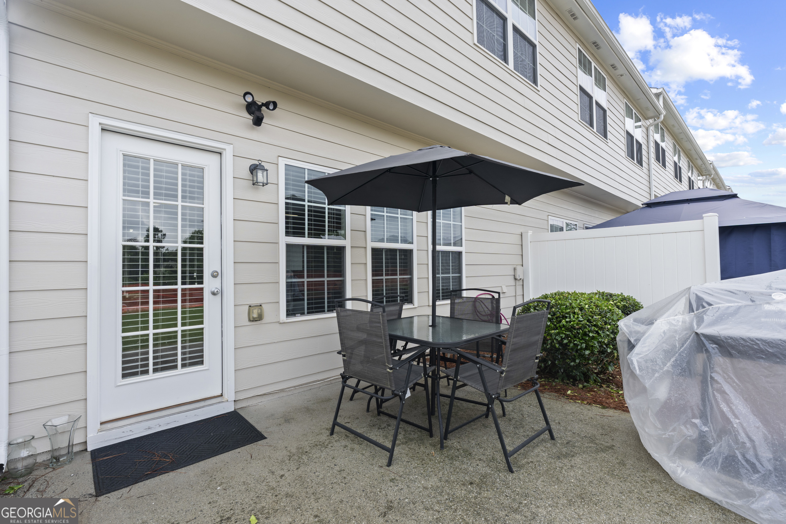 2113 Hasel Street Property Photo 31