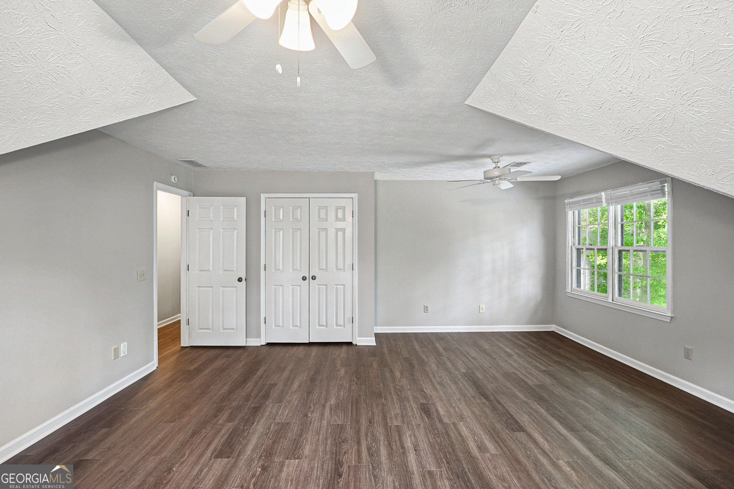 2360 Kimbrough Court Property Photo 4