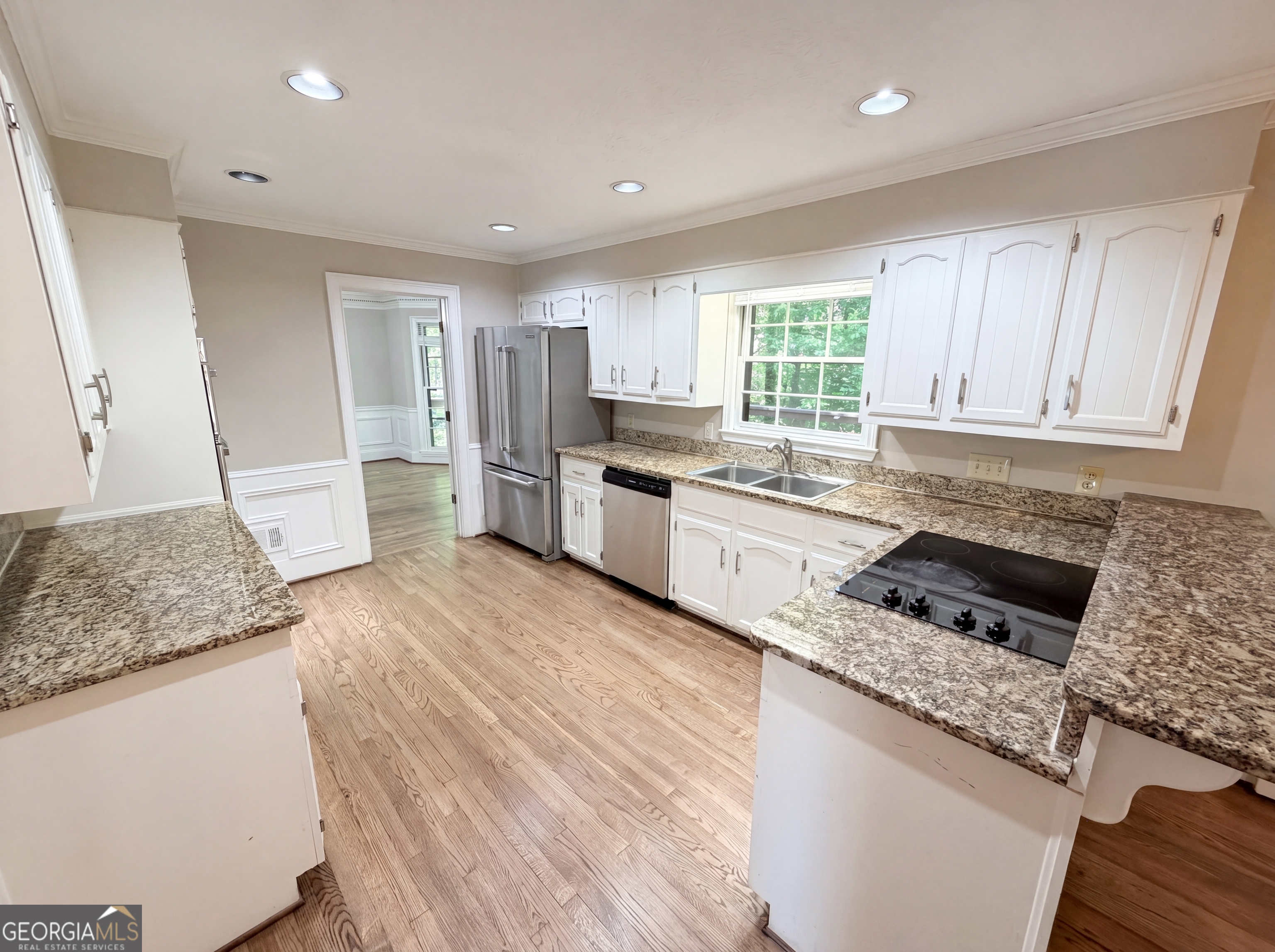 2360 Kimbrough Court Property Photo 10