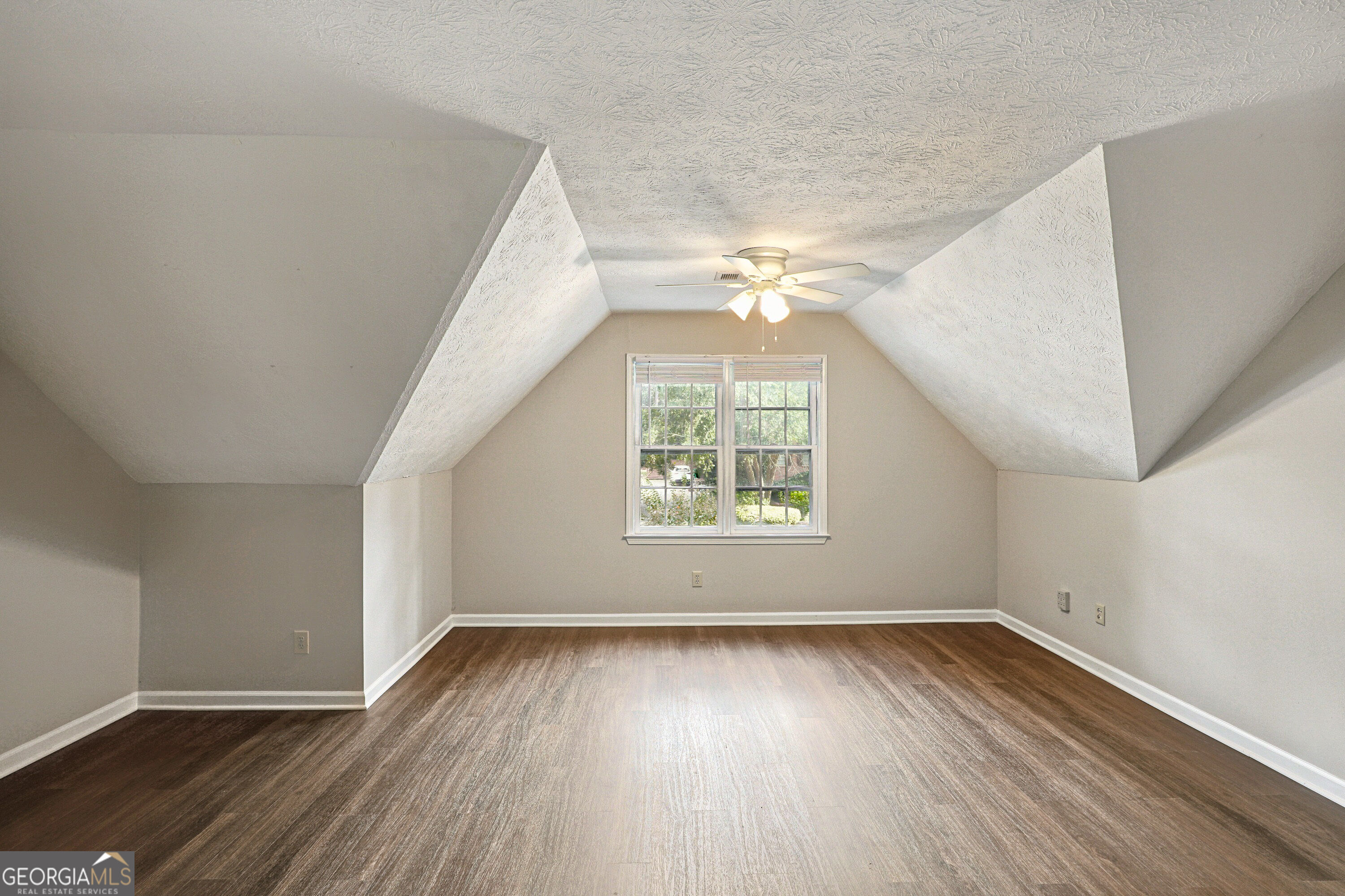 2360 Kimbrough Court Property Photo 23