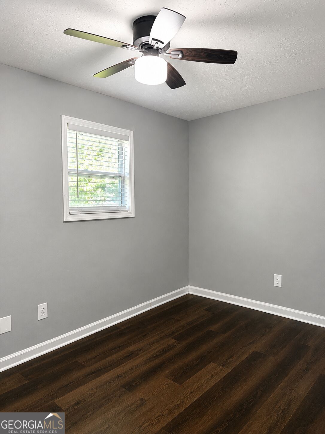 210 Pine Valley Drive Property Photo 8